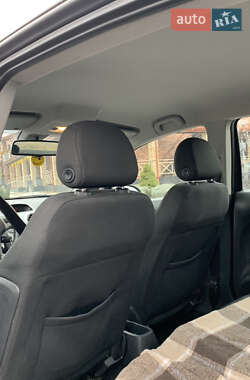 Хэтчбек Opel Corsa 2011 в 