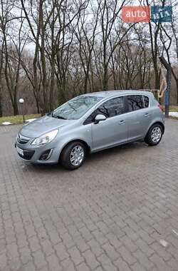 Хэтчбек Opel Corsa 2013 в Хоросткове