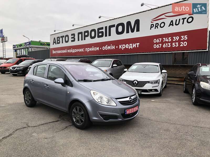 Хетчбек Opel Corsa 2008 в Запоріжжі