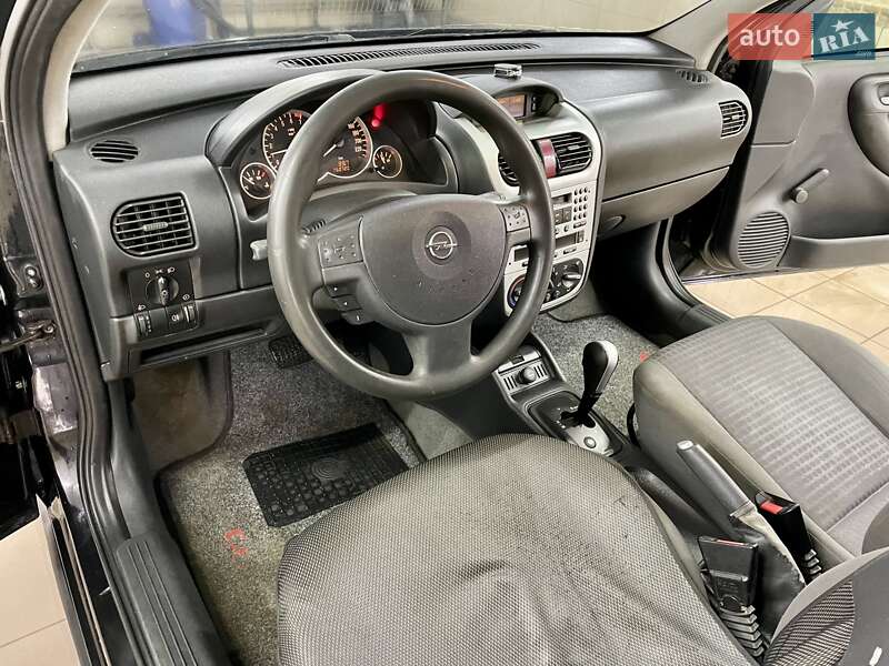 Хэтчбек Opel Corsa 2003 в Сумах