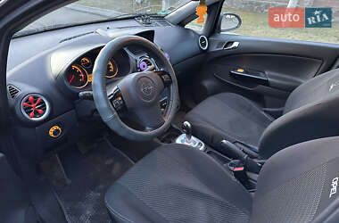 Хэтчбек Opel Corsa 2009 в Ровно