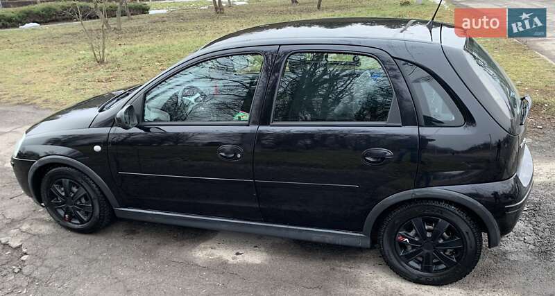 Хетчбек Opel Corsa 2005 в Луцьку