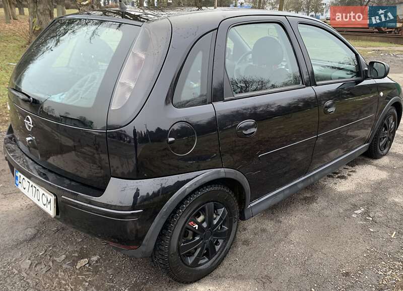 Хетчбек Opel Corsa 2005 в Луцьку