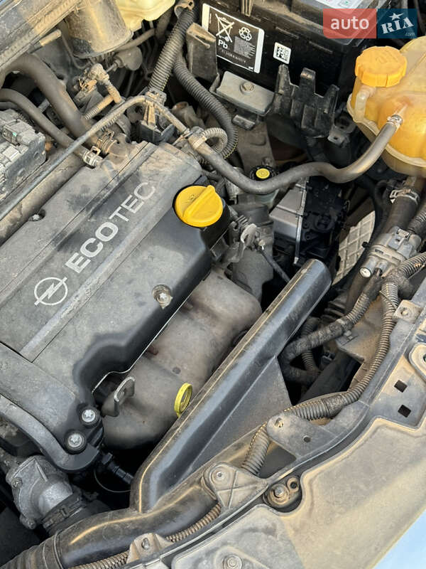 Хэтчбек Opel Corsa 2008 в Одессе