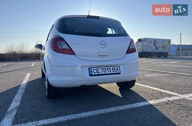 Хэтчбек Opel Corsa 2012 в Черновцах