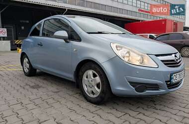 Хэтчбек Opel Corsa 2008 в Черновцах