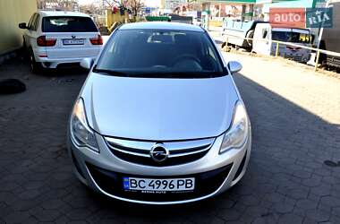 Хэтчбек Opel Corsa 2012 в Львове