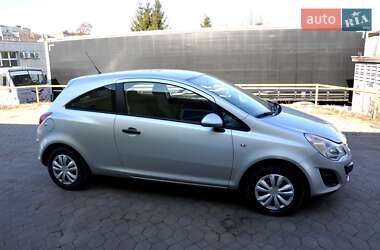 Хэтчбек Opel Corsa 2012 в Львове