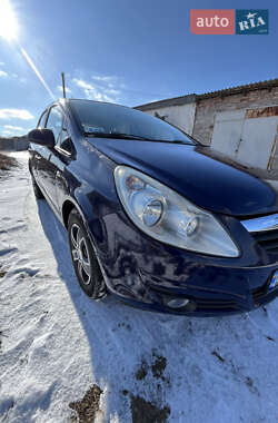 Хэтчбек Opel Corsa 2009 в Ровно