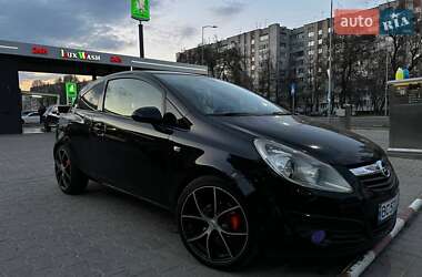 Хэтчбек Opel Corsa 2008 в 