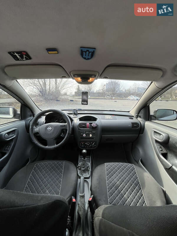 Хэтчбек Opel Corsa 2001 в Хмельницком