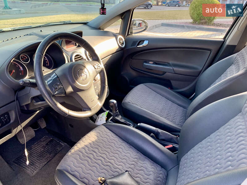 Хетчбек Opel Corsa 2012 в Боярці