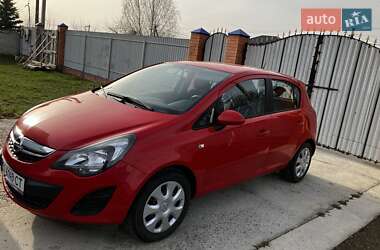 Хетчбек Opel Corsa 2014 в 