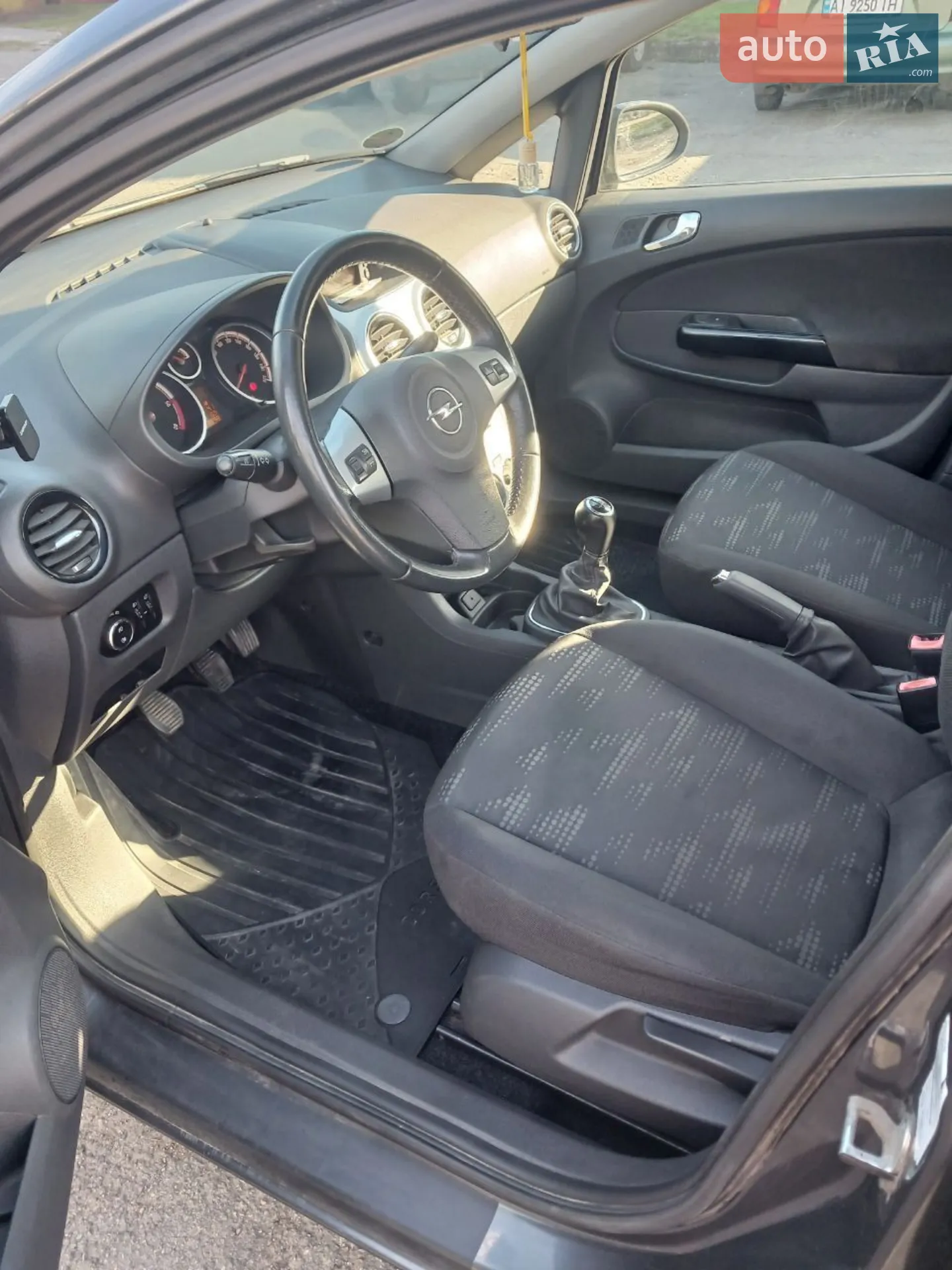 2011 Opel Corsa - мініатюра 6