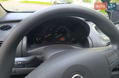Хэтчбек Opel Corsa 2000 в Львове