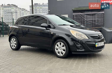 Хетчбек Opel Corsa 2013 в 