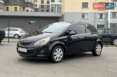 Хетчбек Opel Corsa 2013 в 