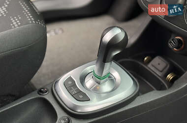 Хетчбек Opel Corsa 2013 в 