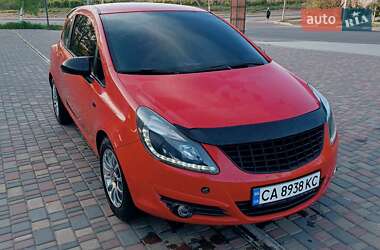 Хетчбек Opel Corsa 2008 в 