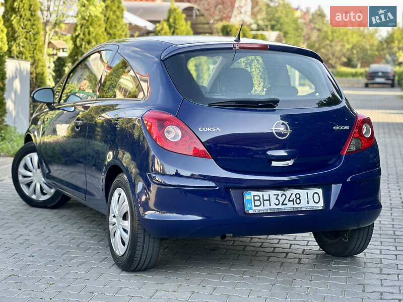 Хэтчбек Opel Corsa 2009 в Одессе