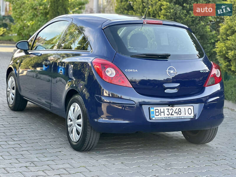 Хэтчбек Opel Corsa 2009 в Одессе