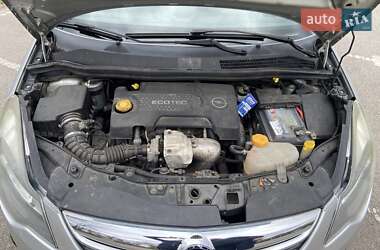 Хэтчбек Opel Corsa 2013 в 