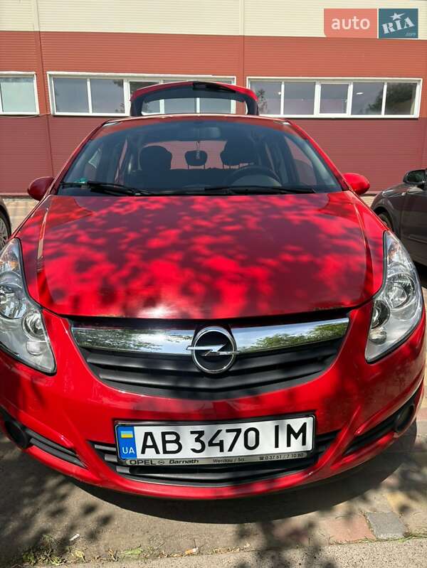 Хэтчбек Opel Corsa 2009 в Гайсине