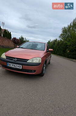 Хэтчбек Opel Corsa 2001 в Ровно