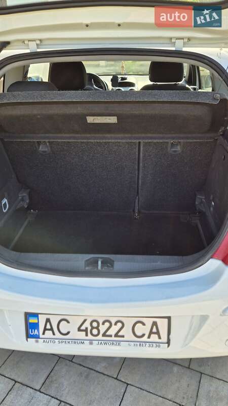 Хэтчбек Opel Corsa 2011 в Луцке фото 23 Хэтчбек Opel Corsa 2011 в Луцке