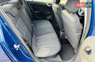 Хэтчбек Opel Corsa 2007 в 