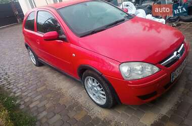 Хетчбек Opel Corsa 2005 в 