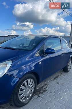 Хэтчбек Opel Corsa 2008 в 
