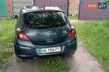 Хэтчбек Opel Corsa 2008 в 