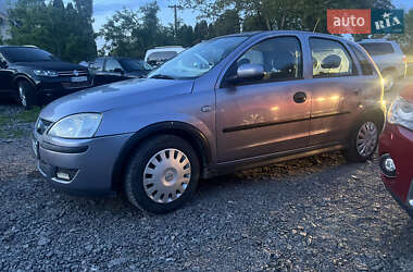 Хэтчбек Opel Corsa 2005 в Кременце