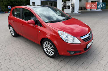 Хэтчбек Opel Corsa 2008 в 