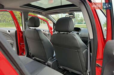 Хэтчбек Opel Corsa 2008 в 