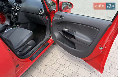Хэтчбек Opel Corsa 2008 в 