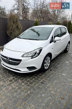 Хэтчбек Opel Corsa 2015 в Коростене