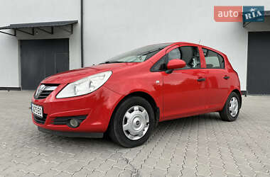 Хэтчбек Opel Corsa 2008 в 