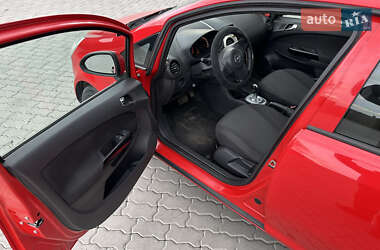 Хэтчбек Opel Corsa 2008 в 