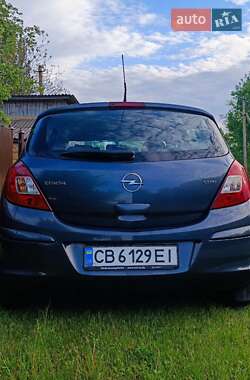 Хэтчбек Opel Corsa 2007 в 