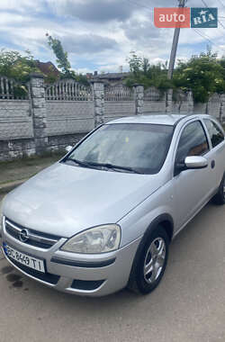 Хетчбек Opel Corsa 2004 в Стрию