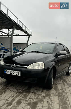 Хетчбек Opel Corsa 2003 в 