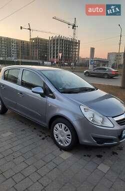 Хэтчбек Opel Corsa 2007 в Ужгороде