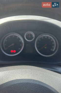 Хетчбек Opel Corsa 2007 в 