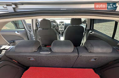 Хетчбек Opel Corsa 2007 в 