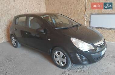 Хетчбек Opel Corsa 2013 в 