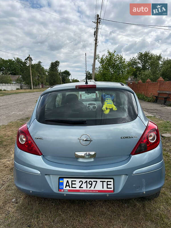 Хэтчбек Opel Corsa 2008 в Днепре