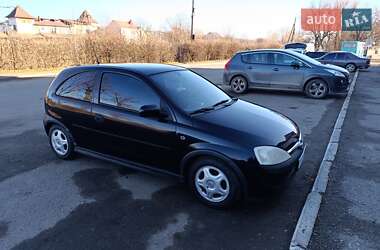 Хэтчбек Opel Corsa 2002 в 