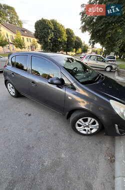 Хэтчбек Opel Corsa 2011 в Фастове
